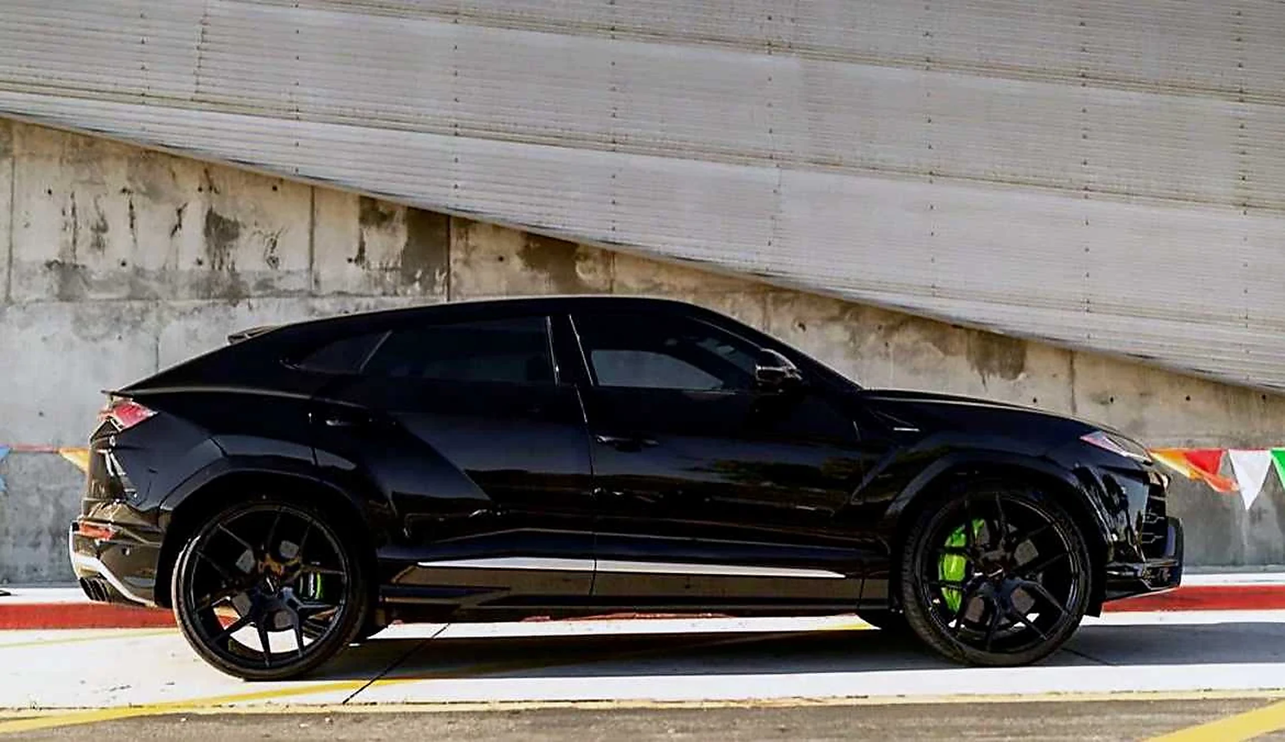 Lamborghini Urus Year confirmed representative rental image