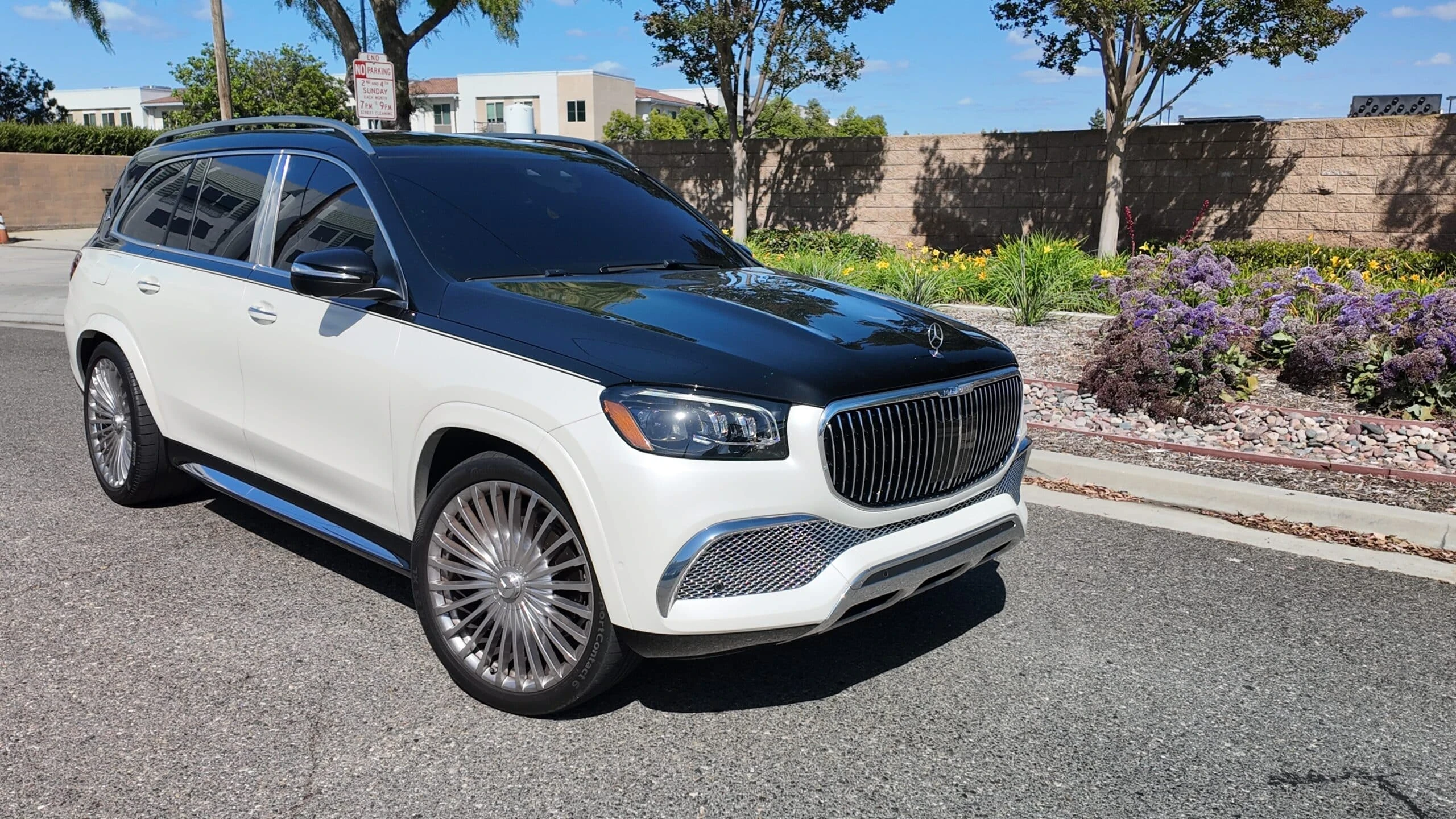 Mercedes-Maybach GLS 600 Year confirmed representative rental image